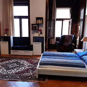 Apartment Laudon, Vienna