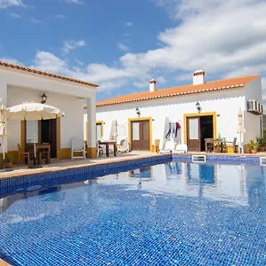 carrapateiramar-guest-house.hotelaalgarve.com/
