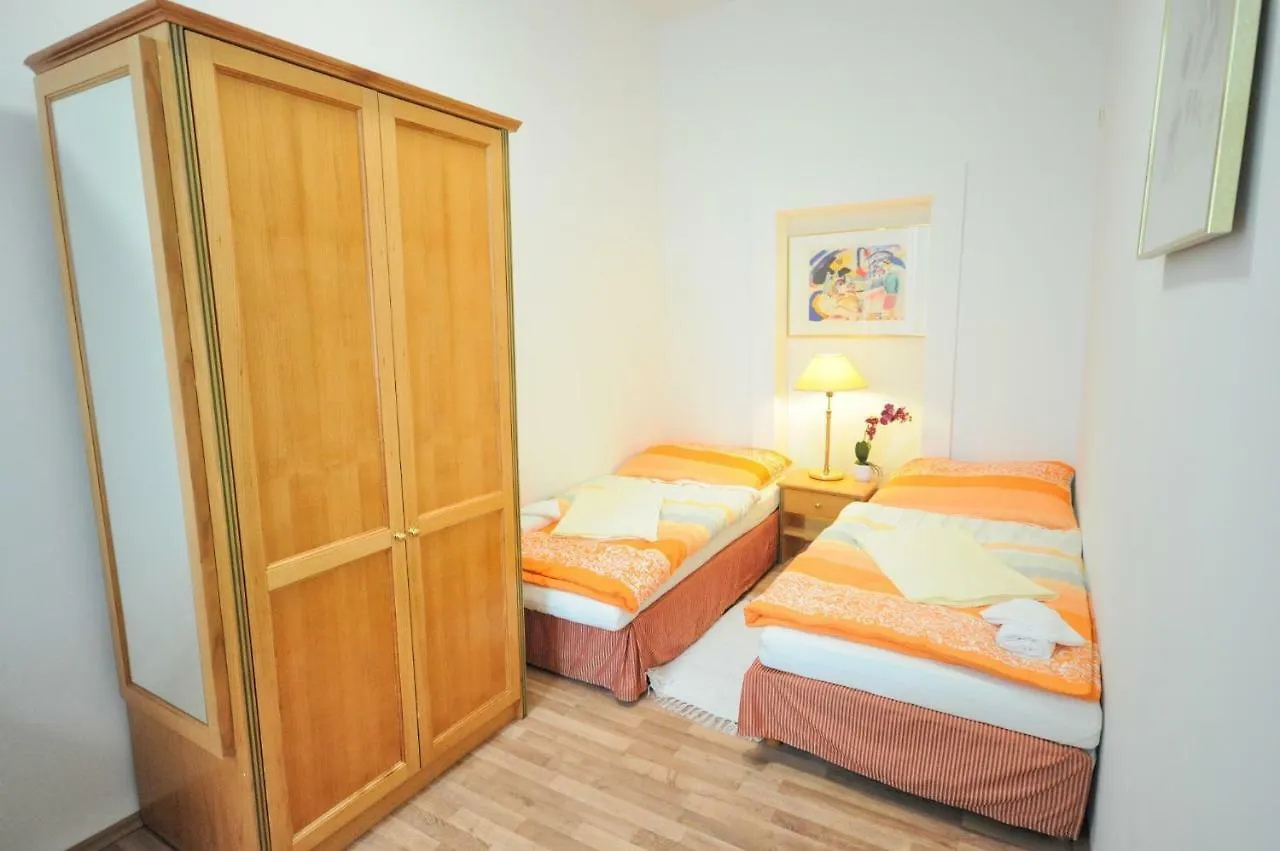 Ferienwohnung Schloessel 26/18 维也纳 公寓